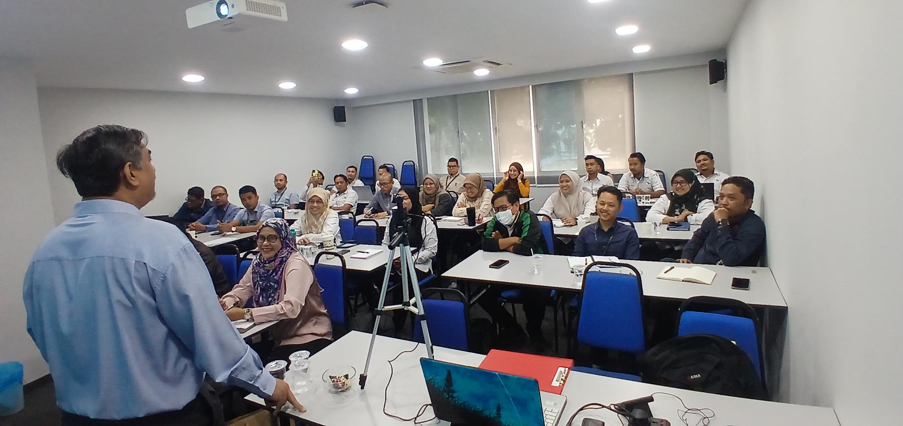 Participants in an Avancer Facility Management training workshop